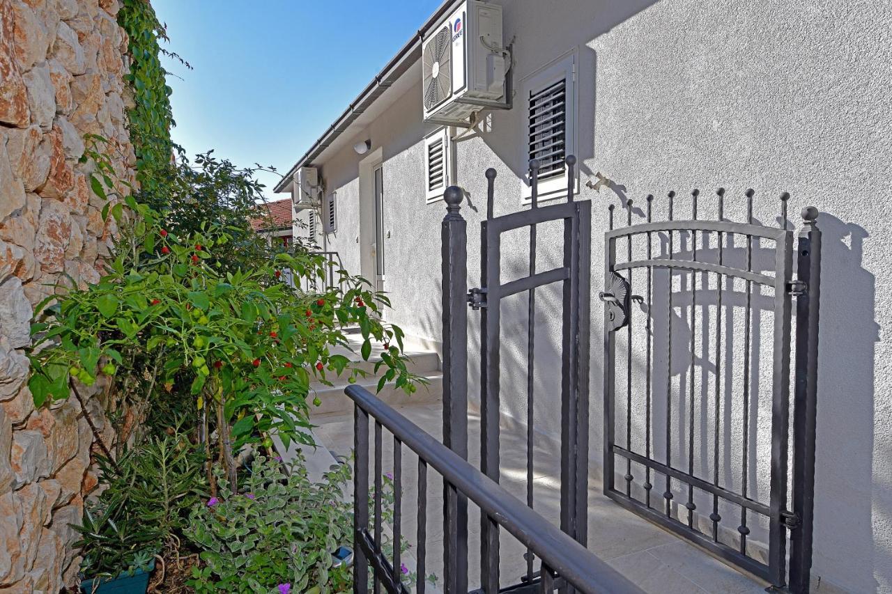 Apartments Biba Hvar Hvar Town Exterior photo